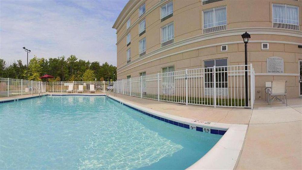 Holiday Inn Express Dumfries-Quantico By Ihg Экстерьер фото
